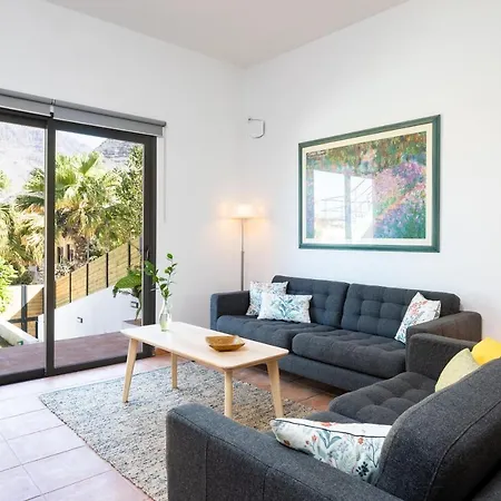 Dom wakacyjny Mirlos *